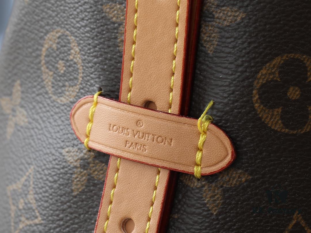 Upgraded Original M46197 M46203 M46289 M46292 Louis Vuitton Introduces the New CarryAll Medium Handbag