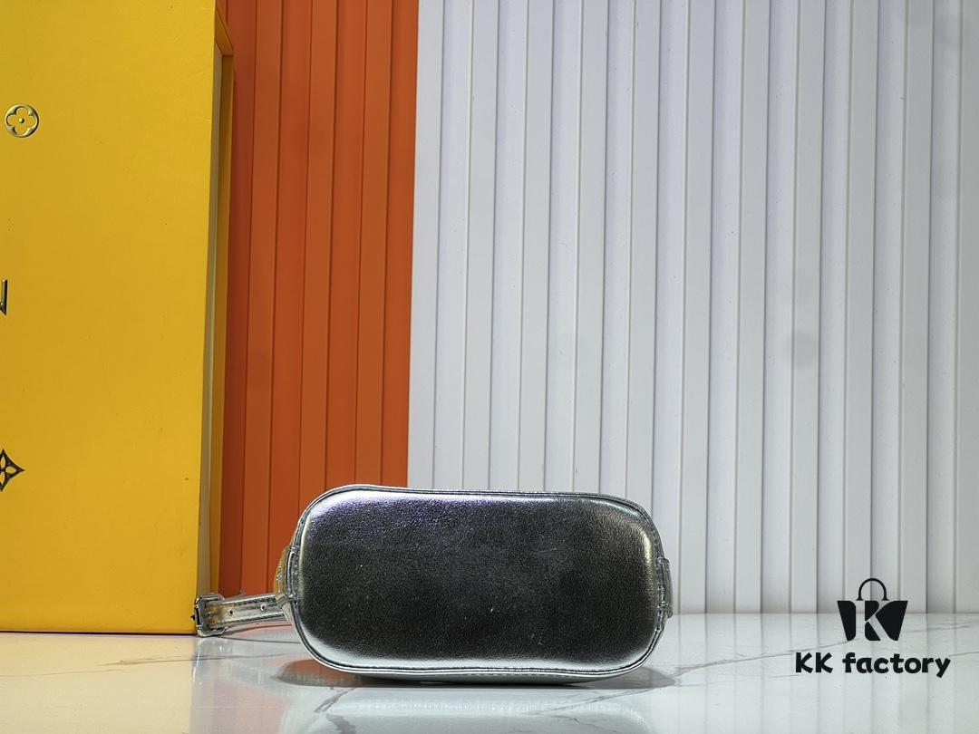 M11835 M53151 M82717 LV Ski Alma Mini Bag