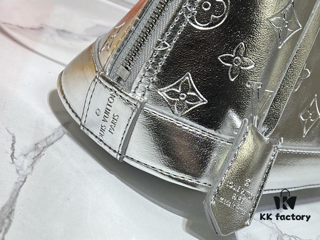 M11835 M53151 M53152 LV Ski Alma Medium Handbag