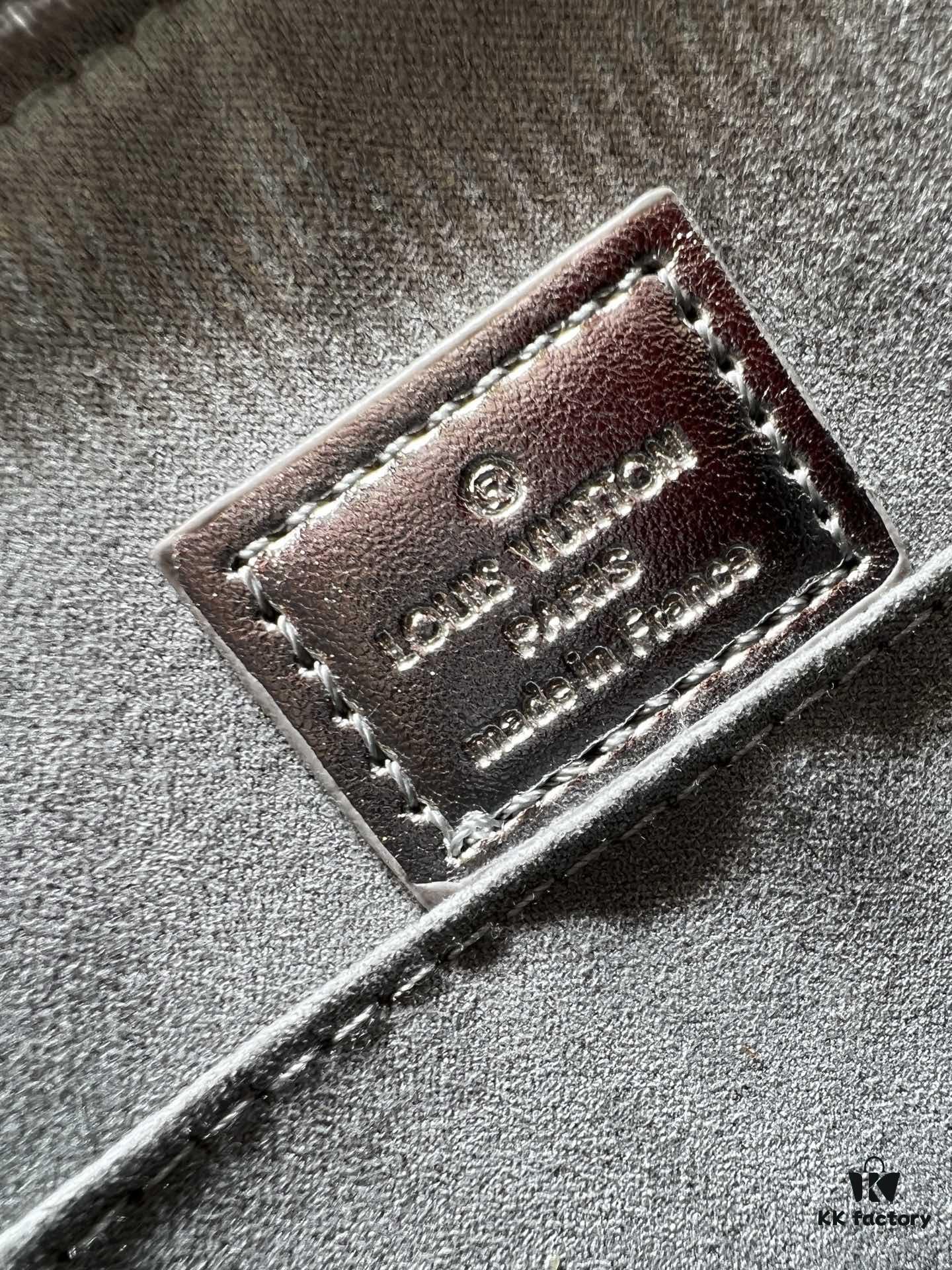 M11835 M53151 M53152 LV Ski Alma Medium Handbag