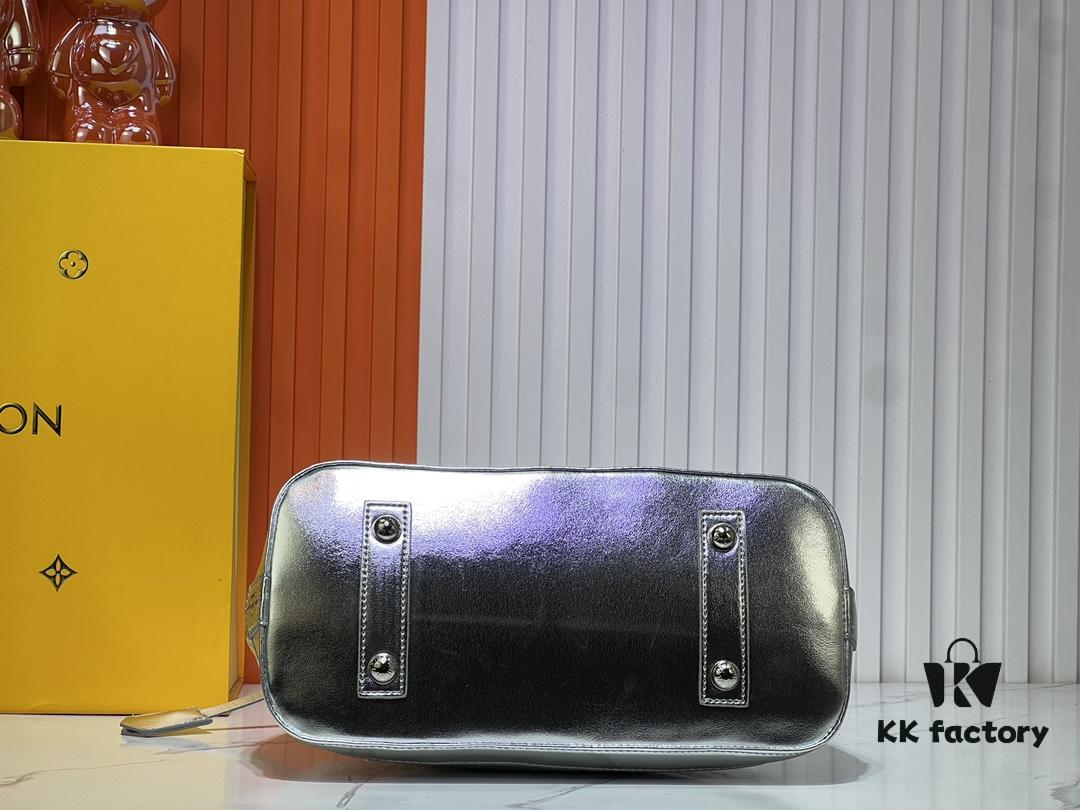 M11835 M53151 Alma BB Bag from the LVSki Collection