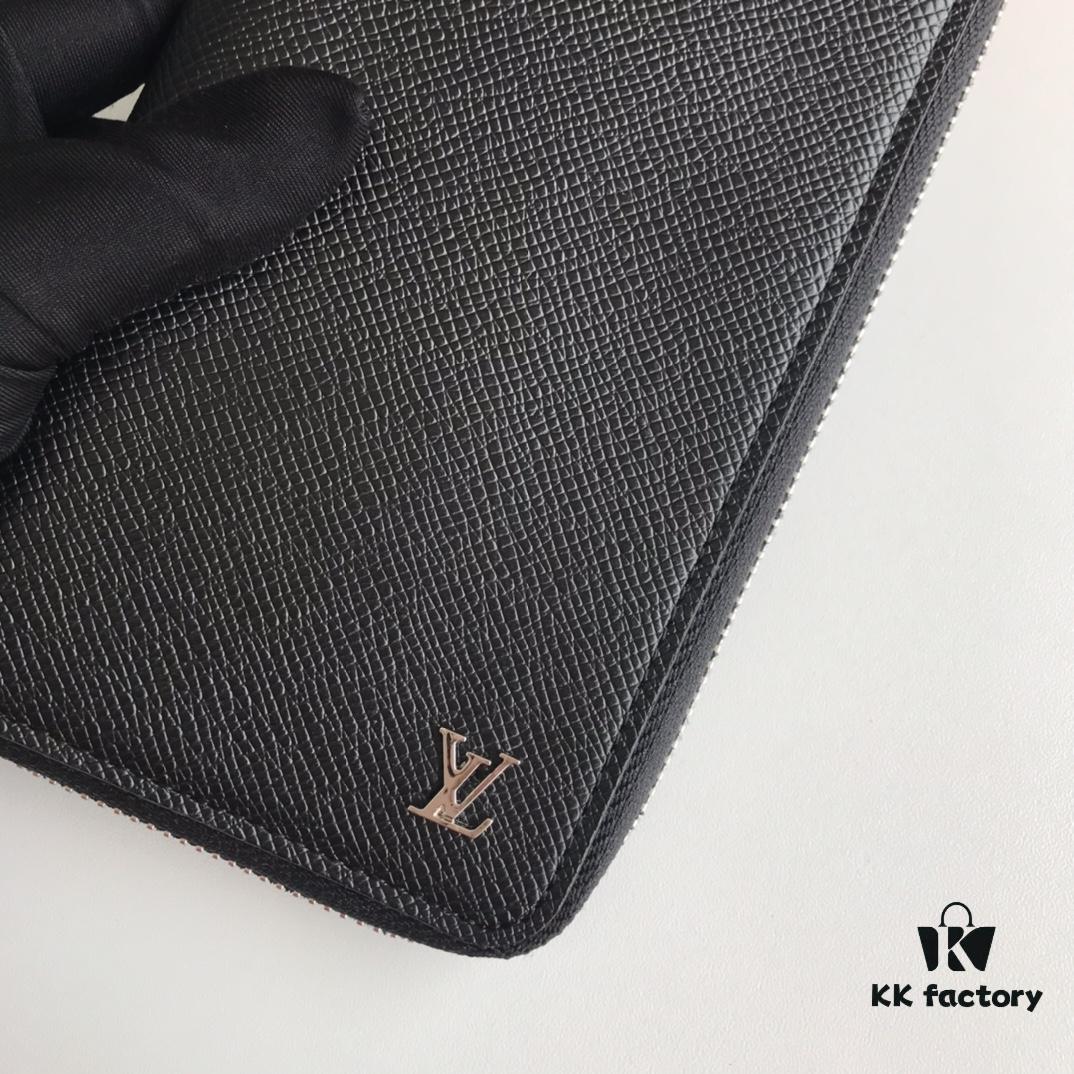M 63095 Zippy Vertical Wallet