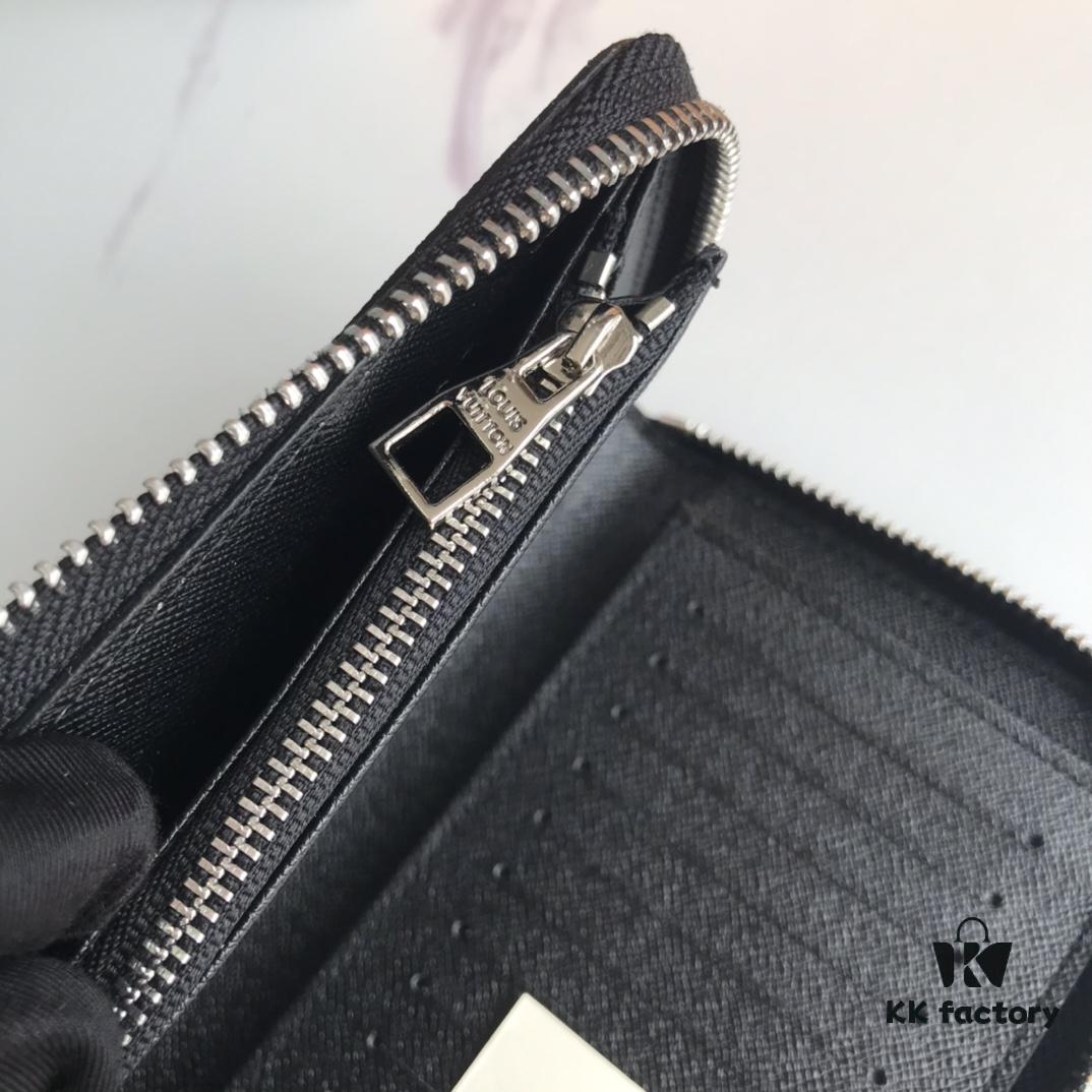 M 63095 Zippy Vertical Wallet