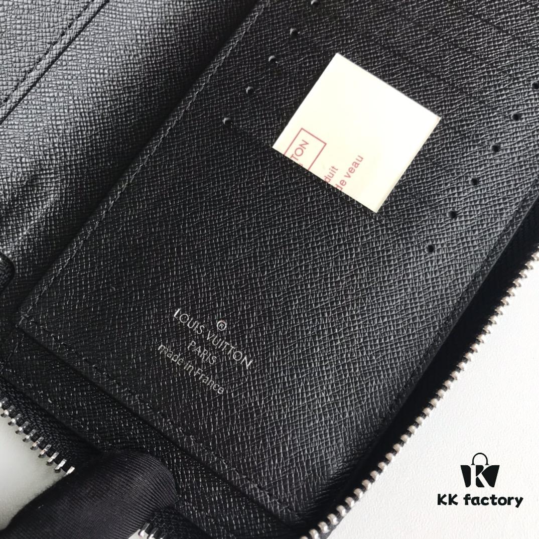 M 63095 Zippy Vertical Wallet