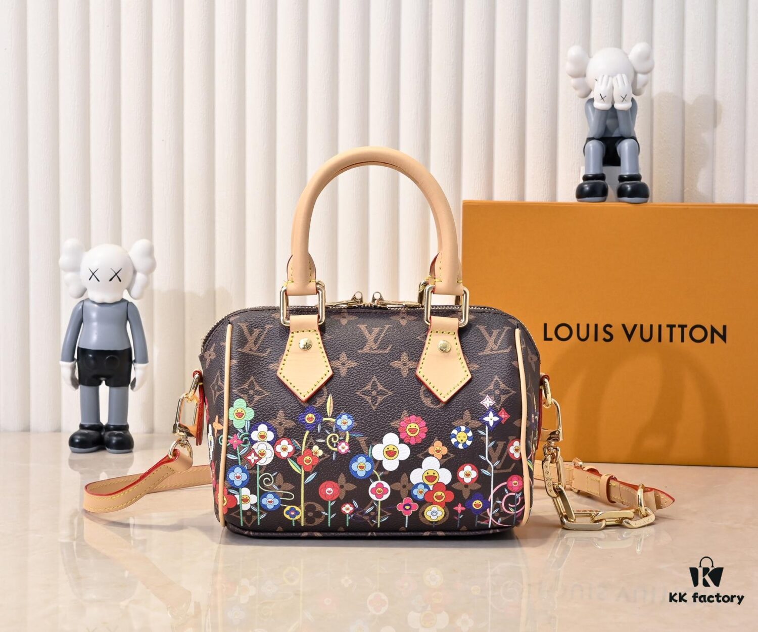 Upgraded Original Reversible Color-Changing Leather Bag from Guangzhou - Matching Hardware and Strap - Model M14175 M46234