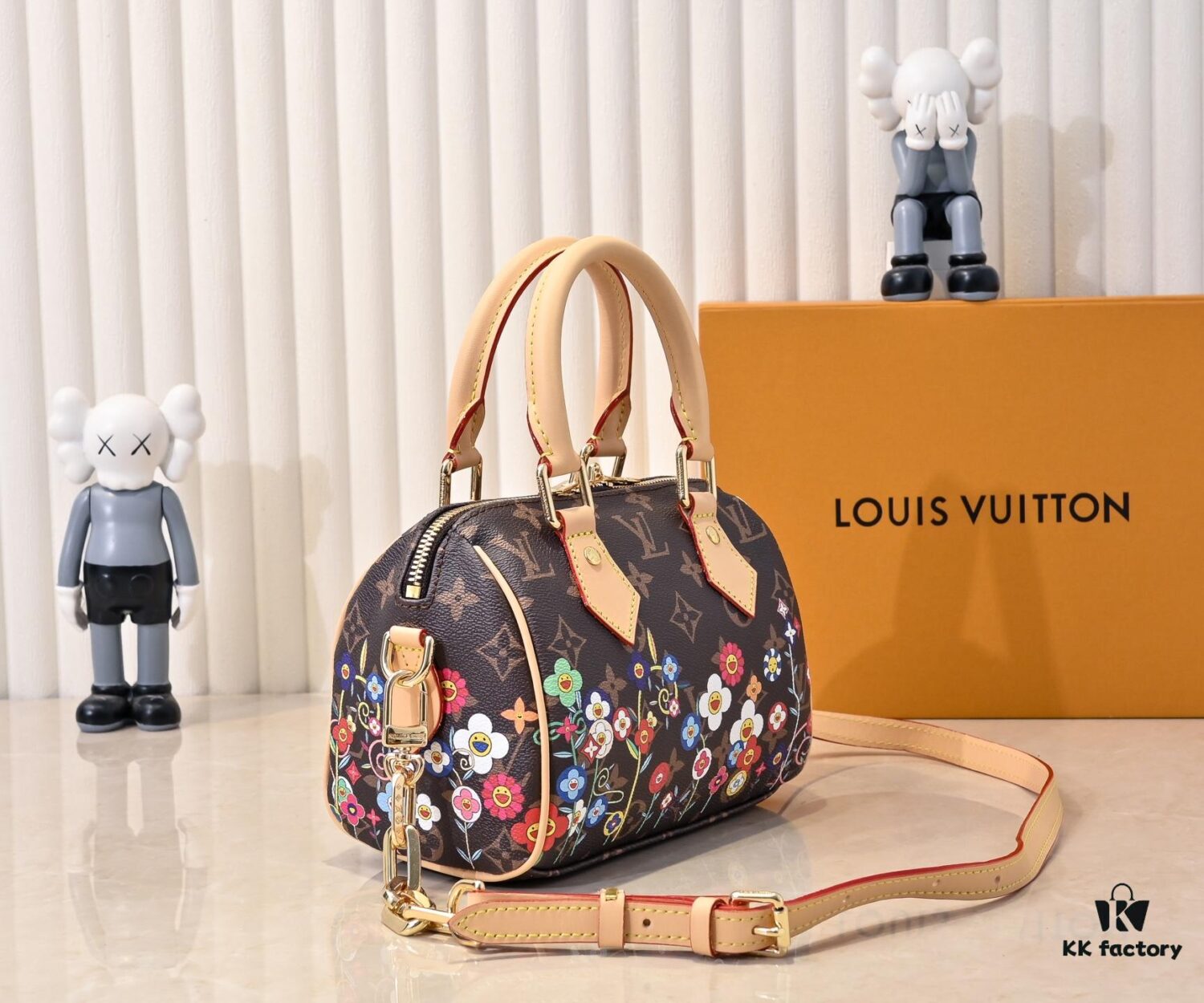 Upgraded Original Reversible Color-Changing Leather Bag from Guangzhou - Matching Hardware and Strap - Model M14175 M46234