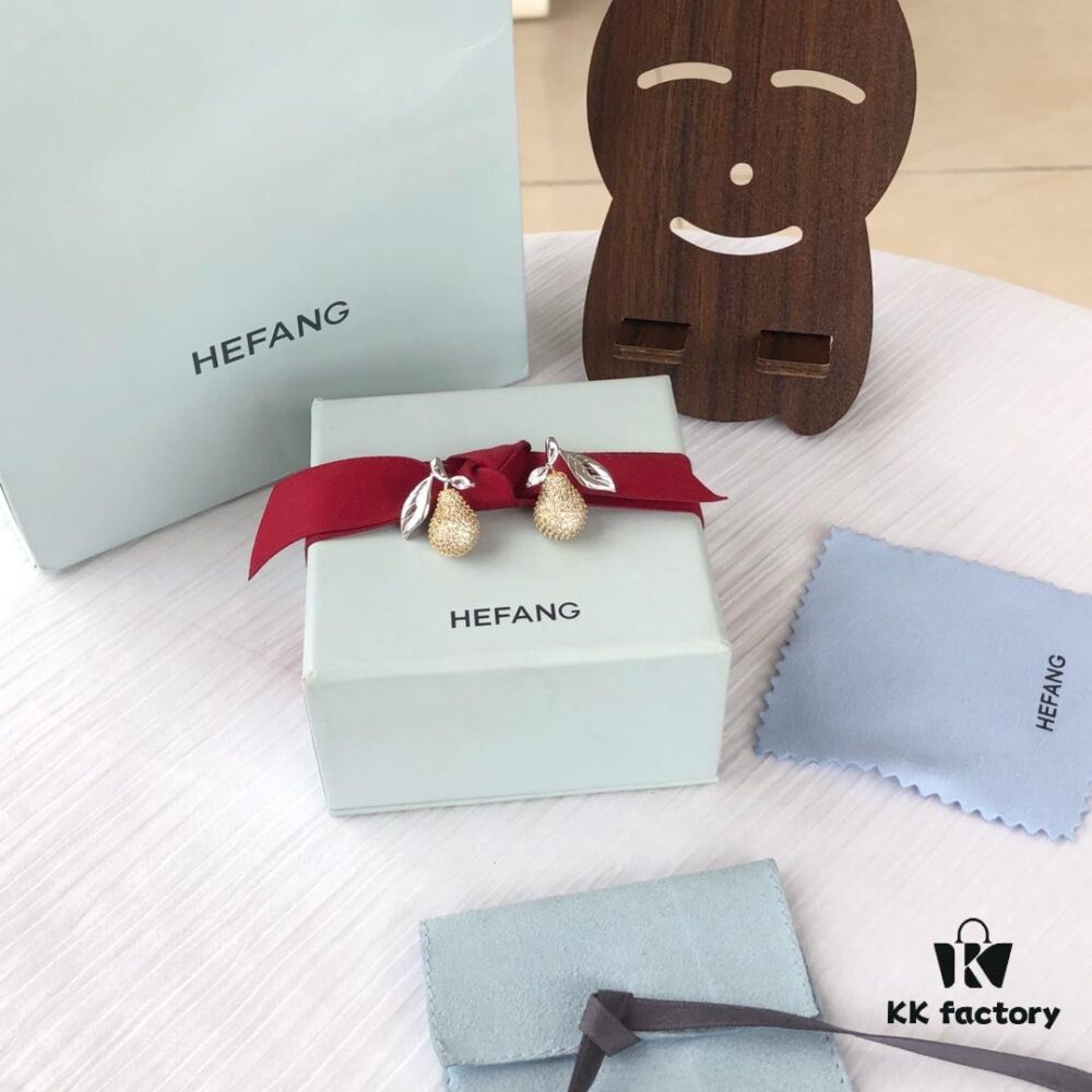 HEFANF Jewelry - Pear Stud Earrings