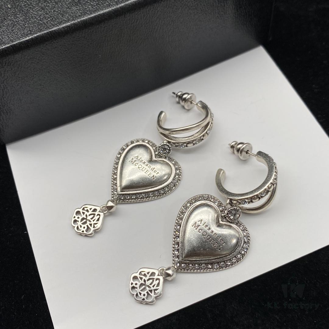 Alexander McQueen New Collection Set Necklaces Earrings