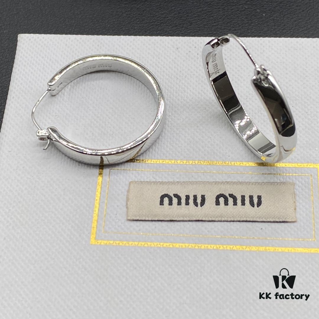 Miu Miu Textured Luxurious Pearl Heart Stud Earrings, Minimalist Design with Vintage Charm