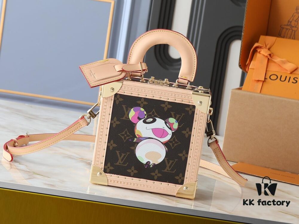 Top-Quality Replica Dynamic Chip Dual-Color Leather Mini Square Trunk M13127 M14040