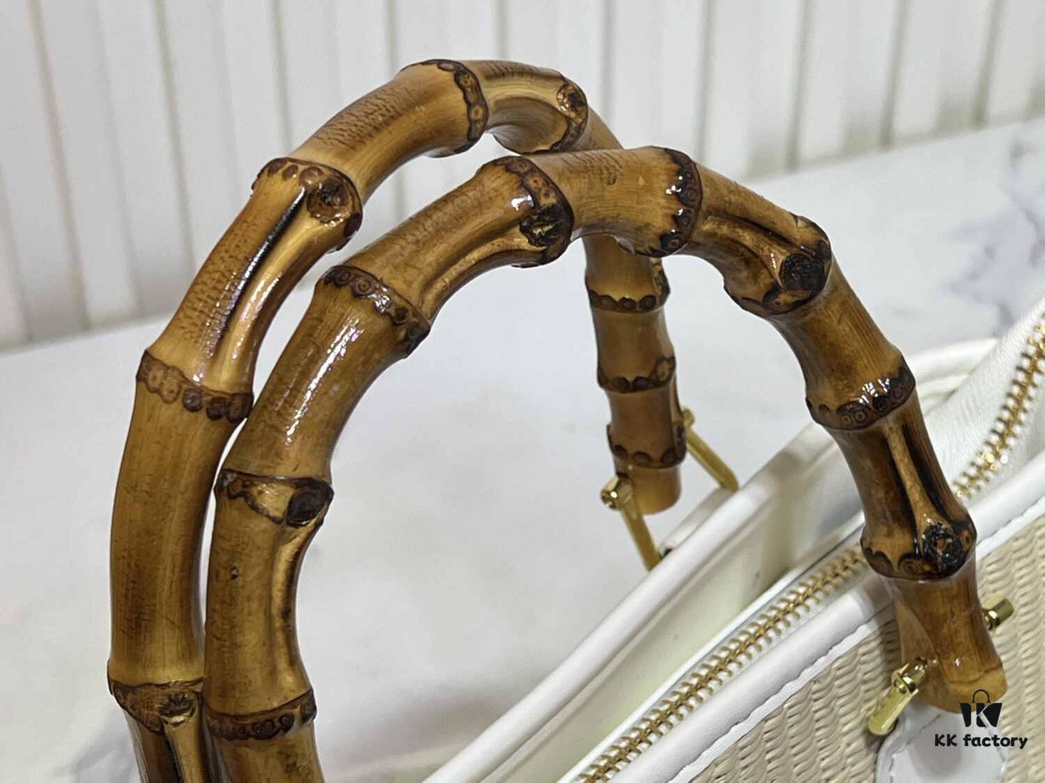 Upgraded Original 66588 Wallet On Chain Handbag from Louis Vuitton LV Bloom Collection