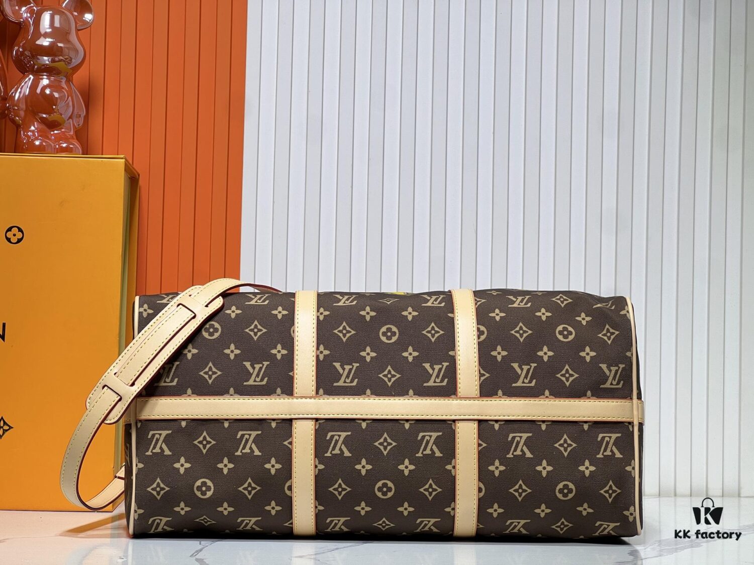 M14736 Keepall Bandoulière 45 Travel Bag in Monogram Dune Fabric