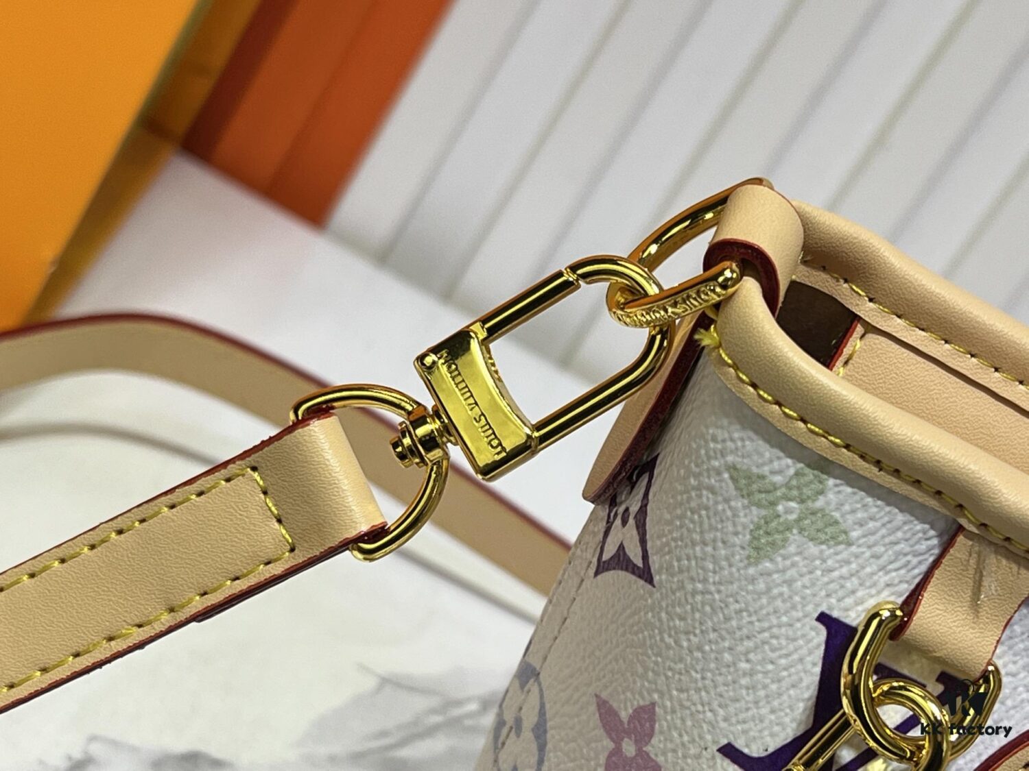 M46705 NEVERFULL BB Bag in White with Tricolor Design, Collaborated with Takashi Murakami