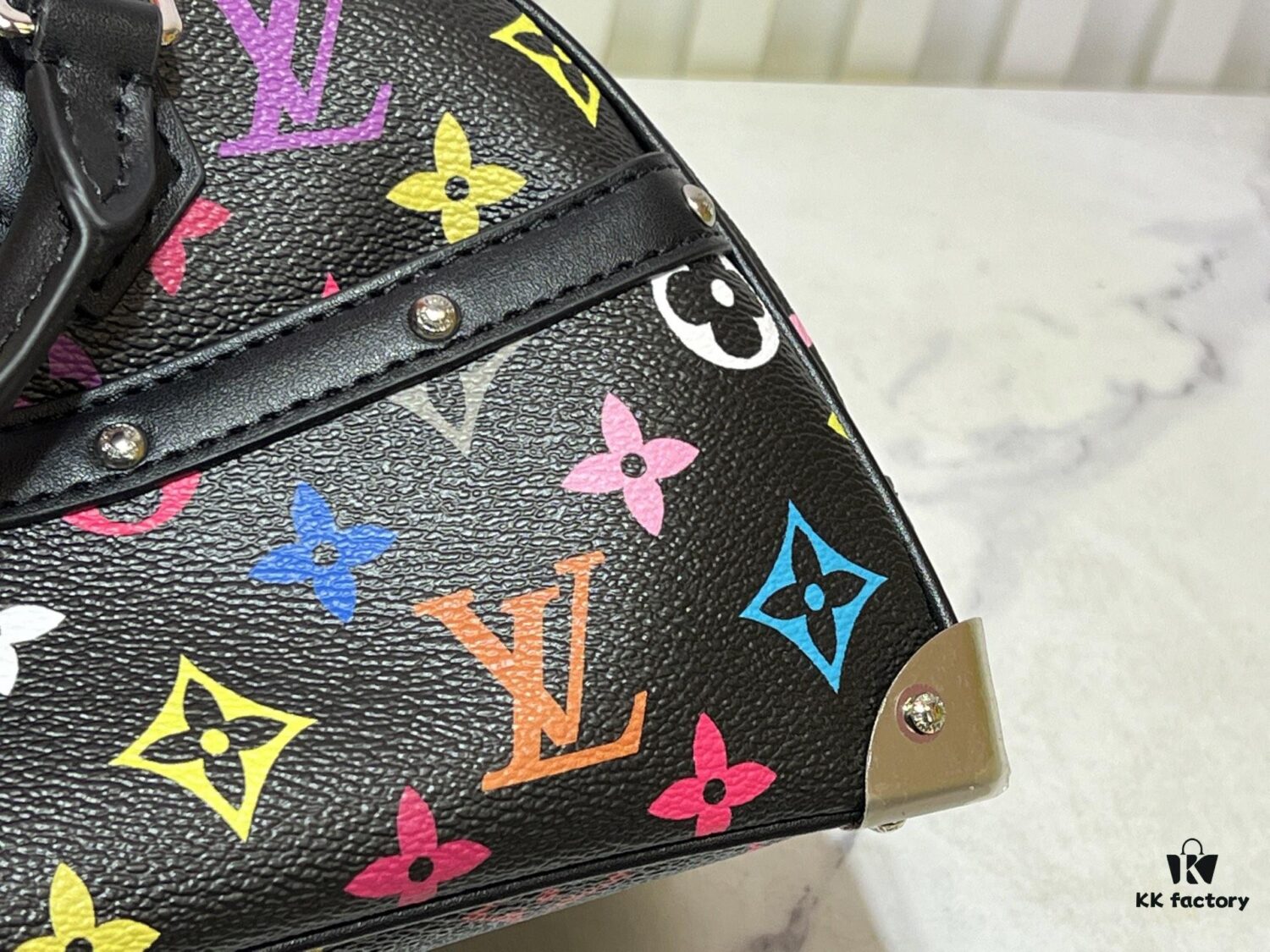 Upgraded Original M13084 Handbag East West