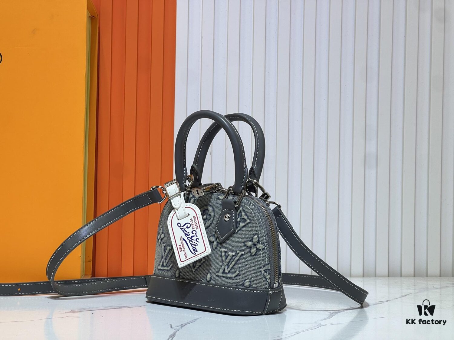 Upgraded Original Embossed Denim [Alma Nano Shell Handbag] M82717 Mini Shell Bag Series New Launch Nano Alma Bag