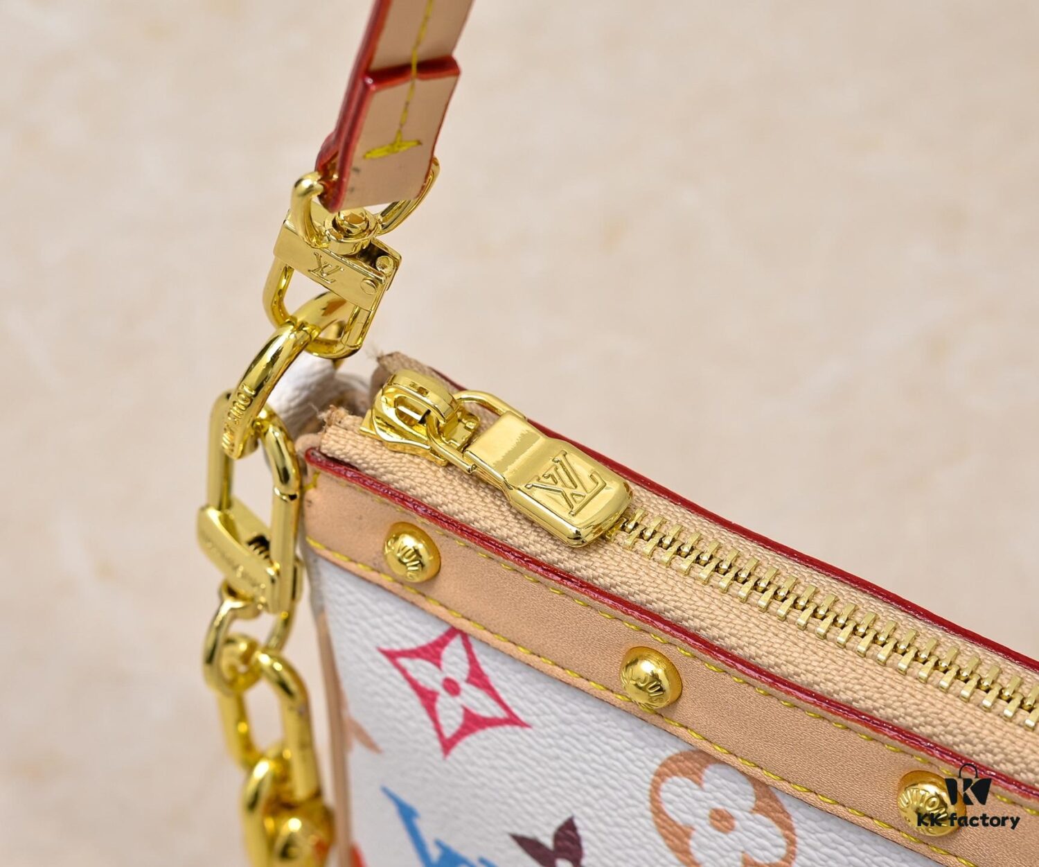 M13404 Black Color White Color Coated Canvas Pochette Accessoires Bag