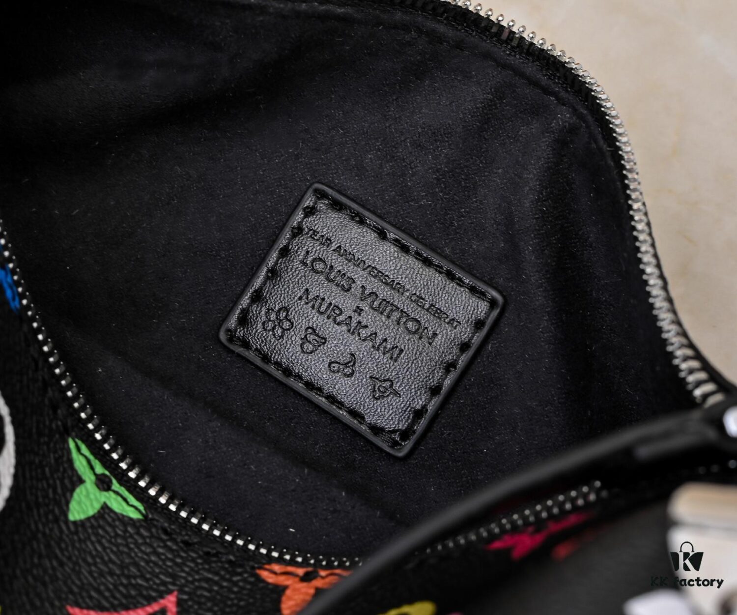 M14046 M46358 Black Tricolor White Tricolor Side Trunk Medium Handbag