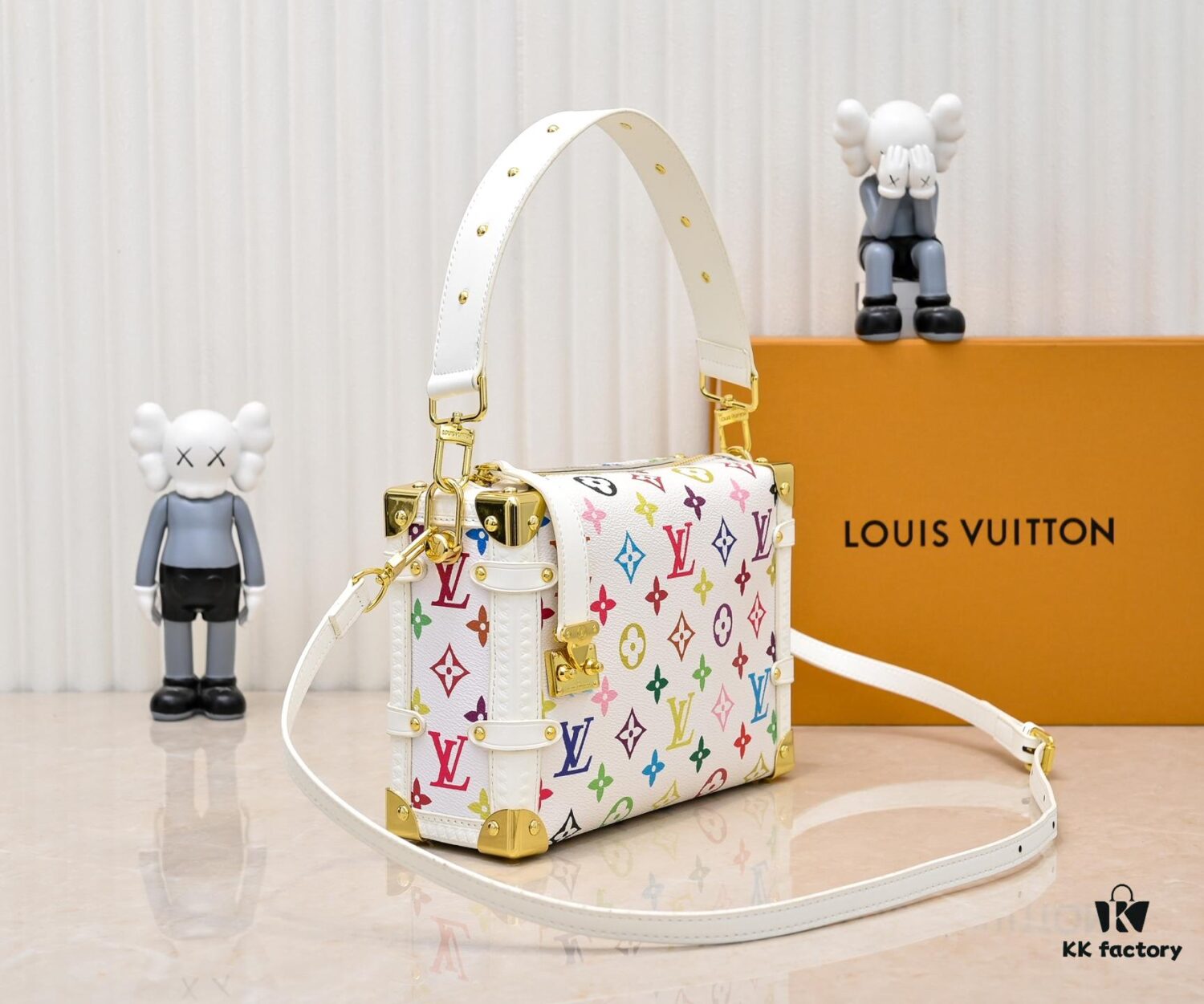 M14046 M46358 Black Tricolor White Tricolor Side Trunk Medium Handbag