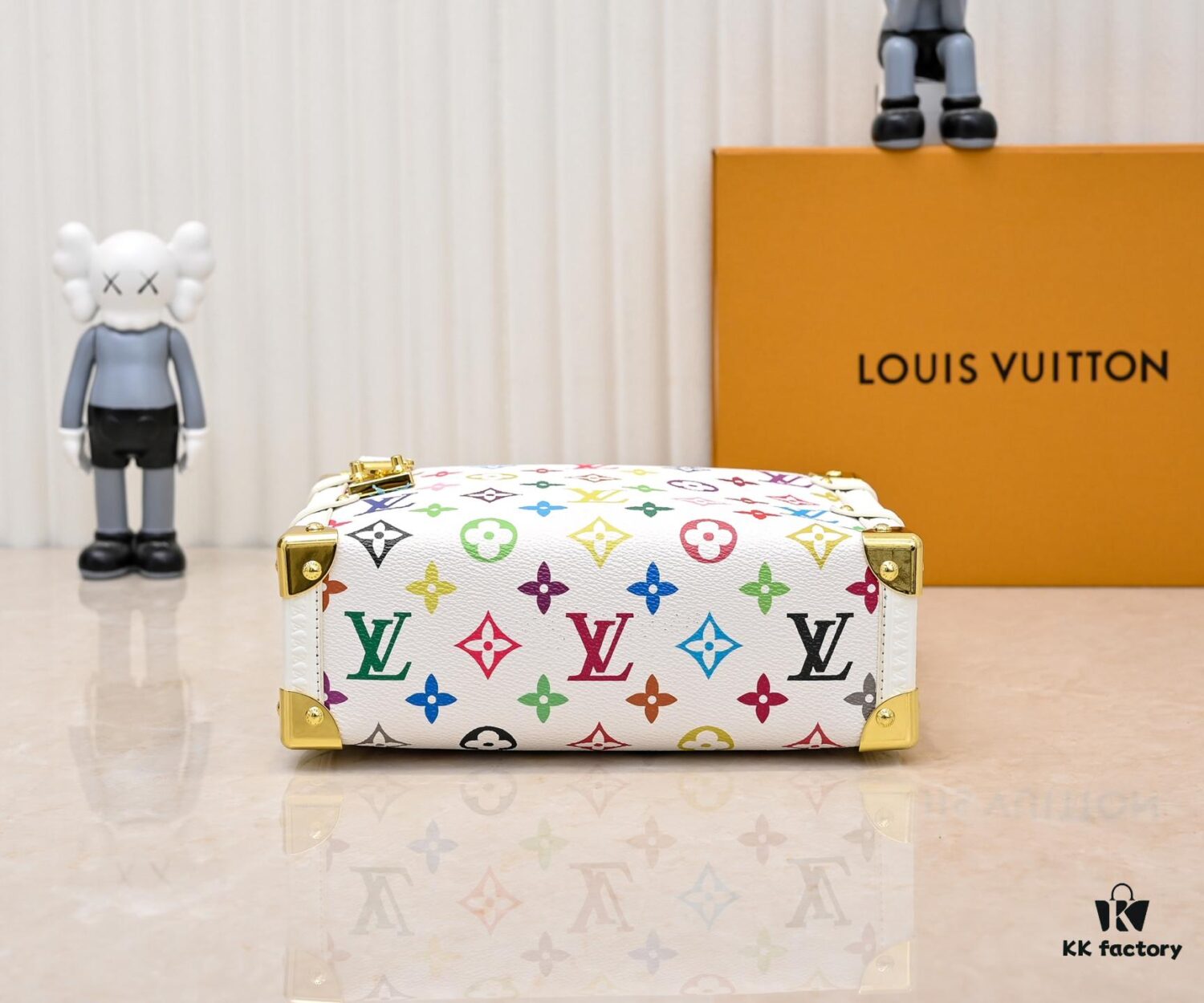 M14046 M46358 Black Tricolor White Tricolor Side Trunk Medium Handbag