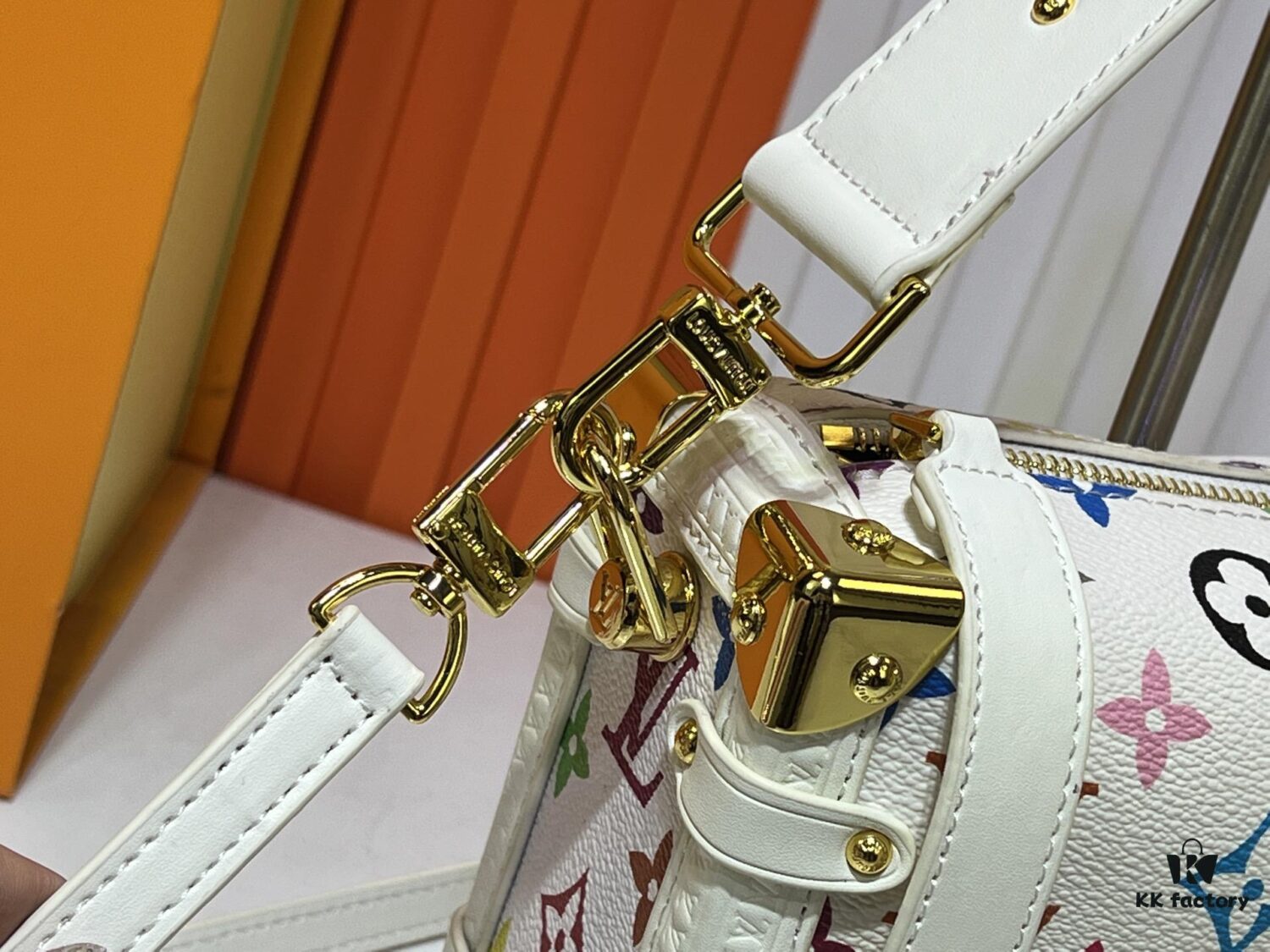 M14046 M46358 Black Tricolor White Tricolor Medium Side Trunk Handbag