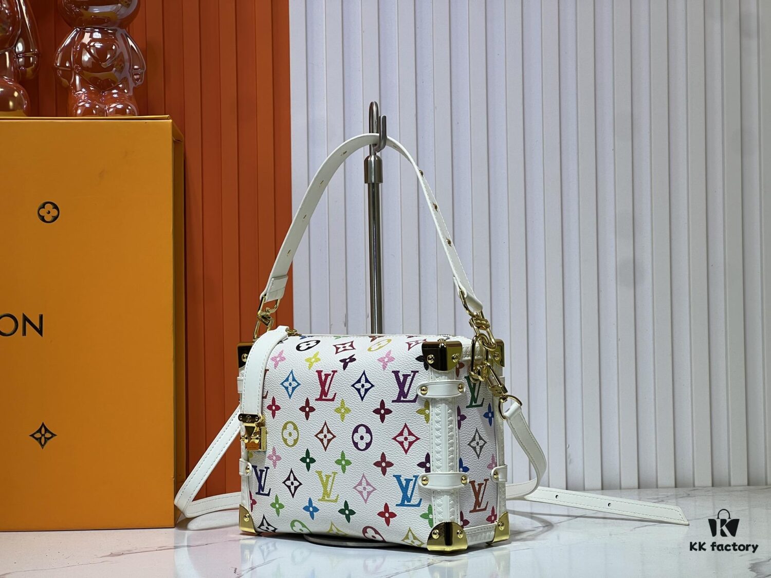 M14046 M46358 Black Tricolor White Tricolor Medium Side Trunk Handbag