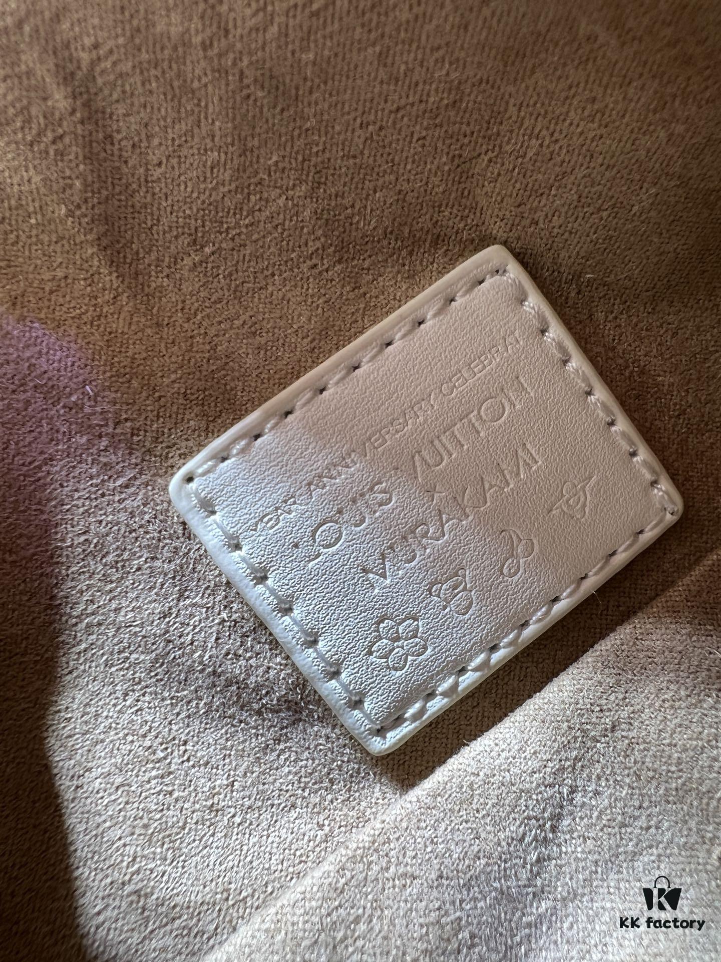 M14046 M46358 Black Tricolor White Tricolor Medium Side Trunk Handbag