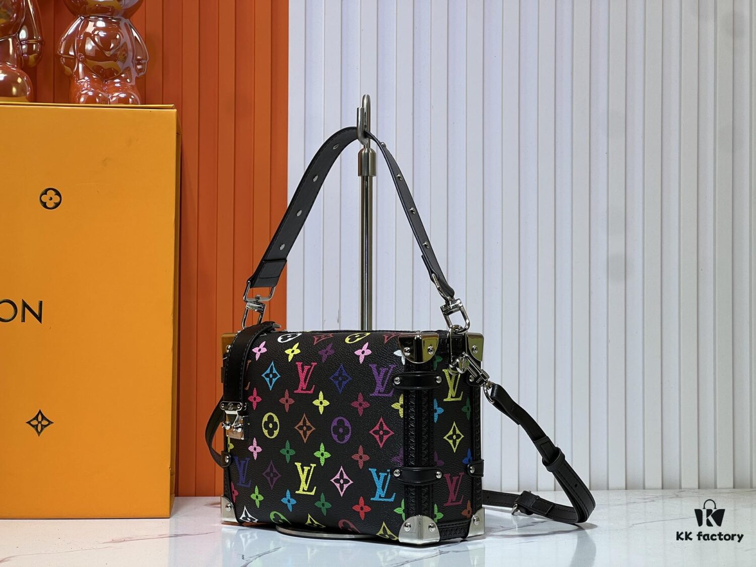 M14046 M46358 Black Tricolor White Tricolor Medium Side Trunk Bag