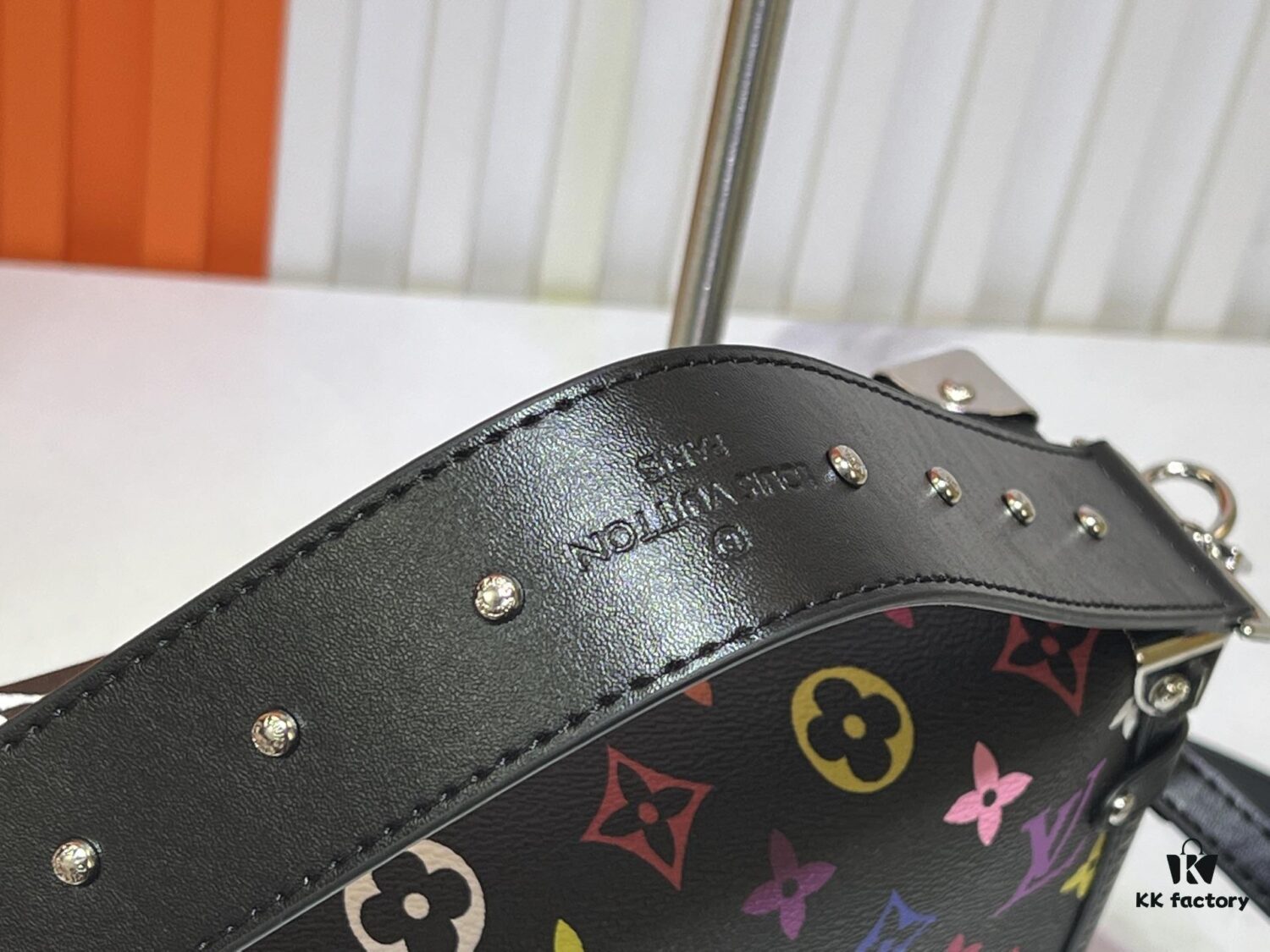 M14046 M46358 Black Tricolor White Tricolor Medium Side Trunk Bag