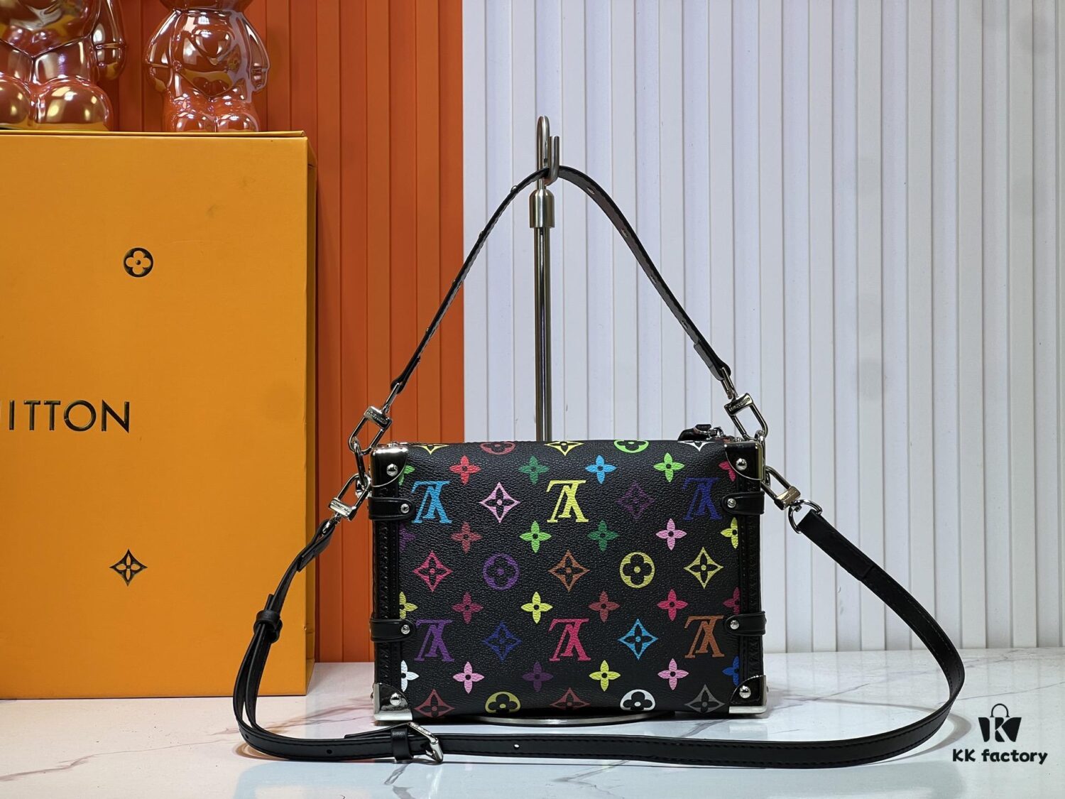 M14046 M46358 Black Tricolor White Tricolor Medium Side Trunk Bag