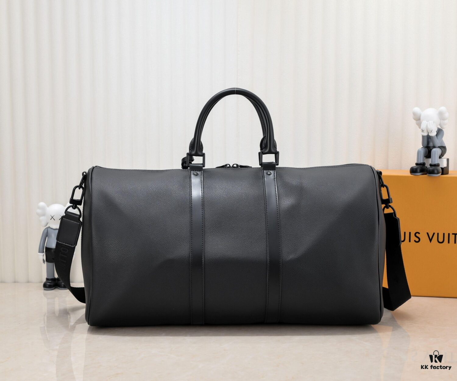 KEEPALL BANDOULIÈRE 50 Travel Bag in Black Grained Leather with Aerogram Design