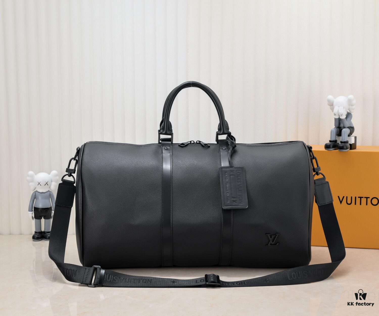KEEPALL BANDOULIÈRE 50 Travel Bag in Black Grained Leather with Aerogram Design