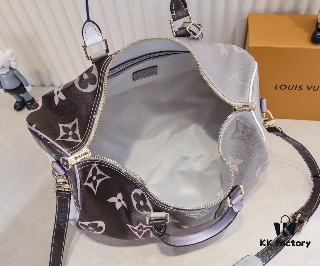 Louis Vuitton Classic Keepall 45 Travel Bag in Soft Pink Tones, Model No. 59943 41418