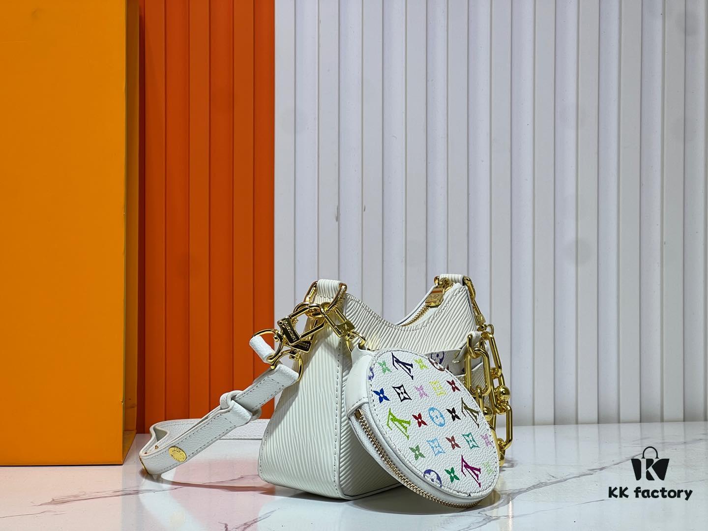 M13099 Marellini Handbag crafted from textured Epi leather with a compact silhouette, offering ample space for daily essentials like a smartphone. Features a round coin purse and mirror made from the vibrant Monogram canvas of the Louis Vuitton × Takashi Murakami collaboration, attached to the bag via a bold metal chain. Dimensions: 19x13.5x6.5cm