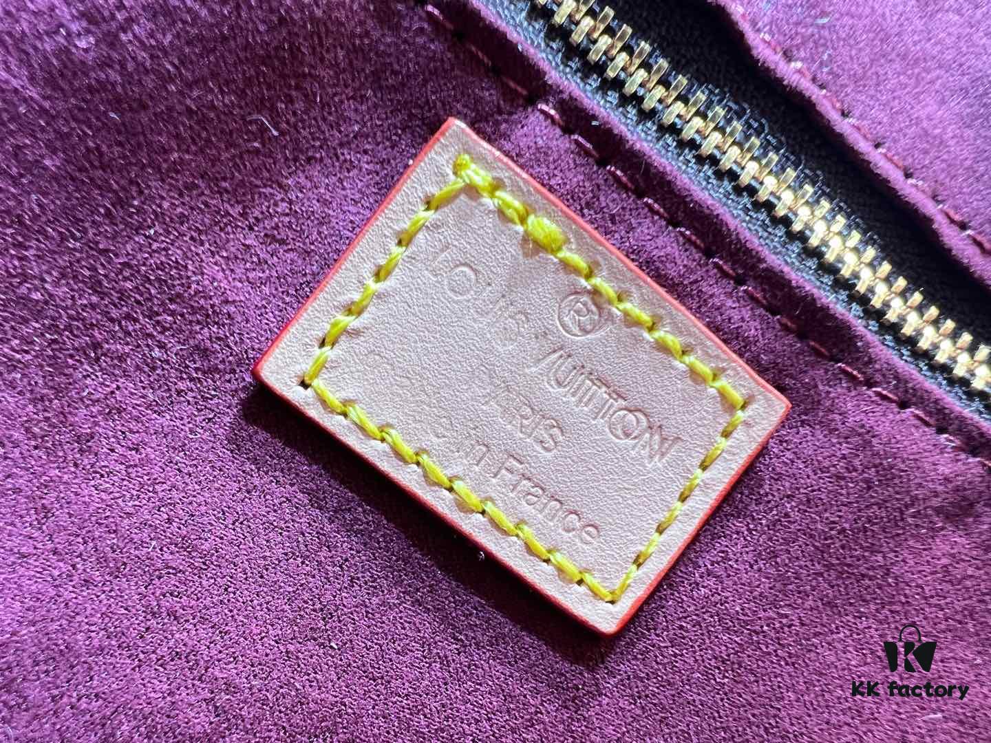 M46197 Reversible Leather Louis Vuitton CarryAll Medium Bag