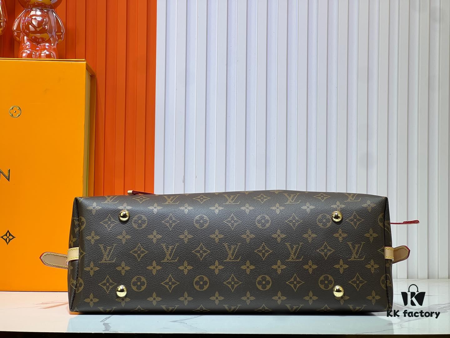 M46197 Reversible Leather Louis Vuitton CarryAll Medium Bag