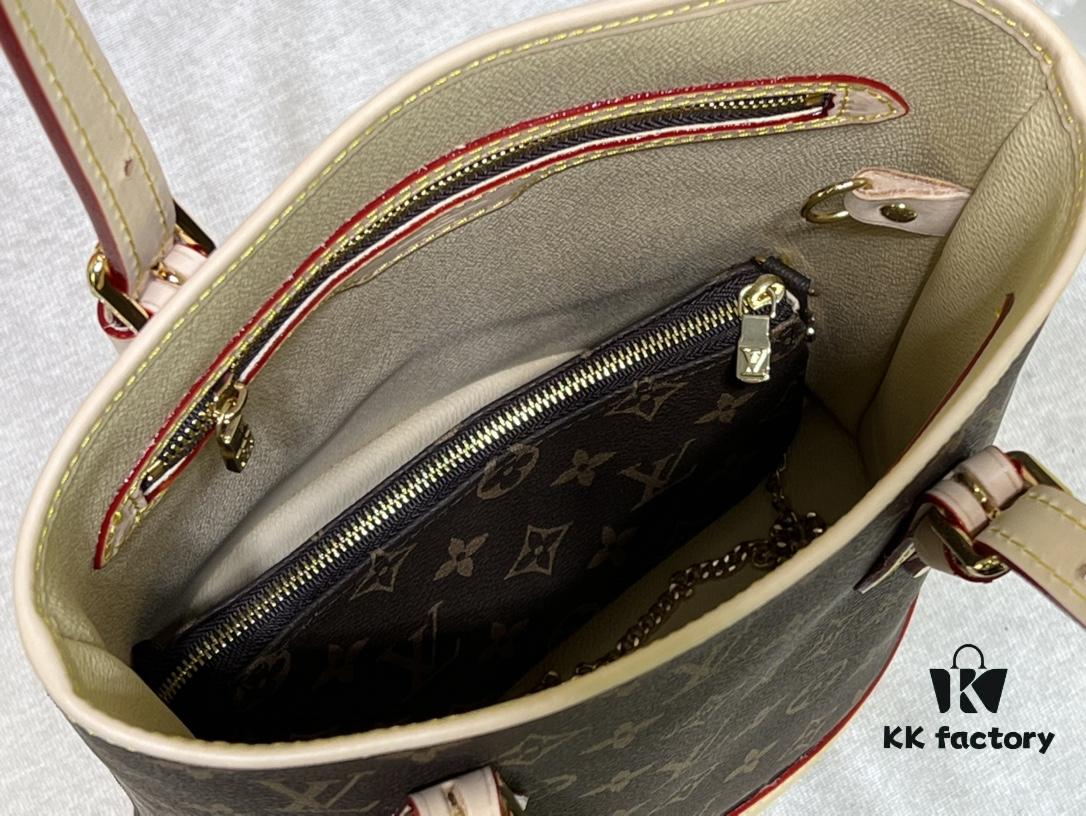 Color-Changing Yellow Leather Bag 🔥 Authentic Quality, High-End Craftsmanship, Excellent Reputation, Mother-and-Child Pouch Design, Extremely Practical, Louis Vuitton-Style Interior, Original Sample Cut, New LV Women's Shoulder Bag, Round Bucket Bag M42238, Size 23*26*16cm 💪💪💪