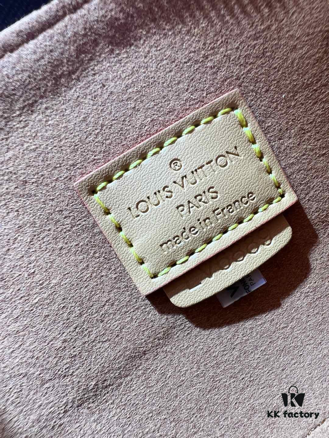 Upgraded Original 【Louis Vuitton Alma Nano Shell Handbag】M82717 Monogram Coffee Check Mini Shell Bag Series