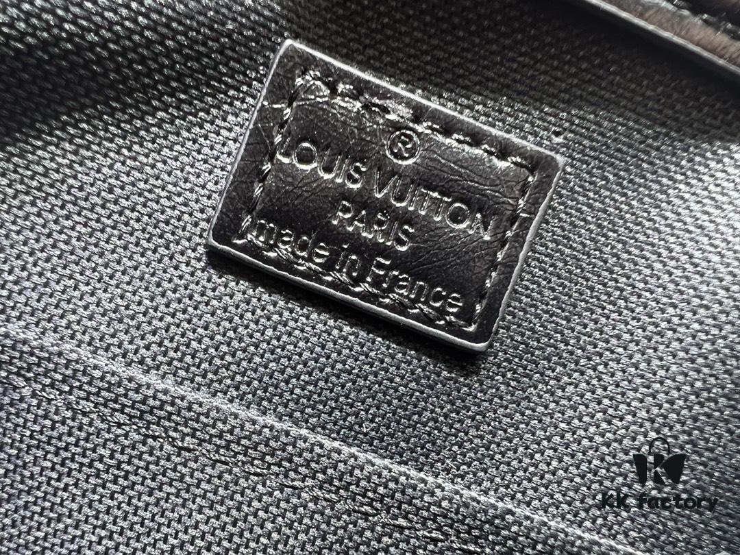 M12587 M11119 M111118 Small Montsouris Backpack in Shiny Lambskin with Monogram Details