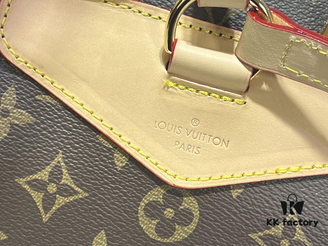 M11197 Upgraded Color-Changing Leather Nicolas Ghesquière Montsouris Medium Backpack