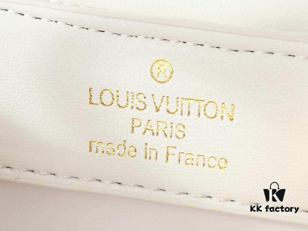 Upgraded Original M23998 M239990 Monogram Embroidered Floral Pattern on Elegant Quilting for Capucines Mini Handbag