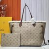 Lambswool, M40995 Medium Shopping Bag 💋💋 Louis Vuitton New Neverfull Reimagines the Iconic Handbag with Refined Interior Details