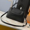 Upgraded Original M23958 M23957 Crocodile Texture Capucines Medium Handbag