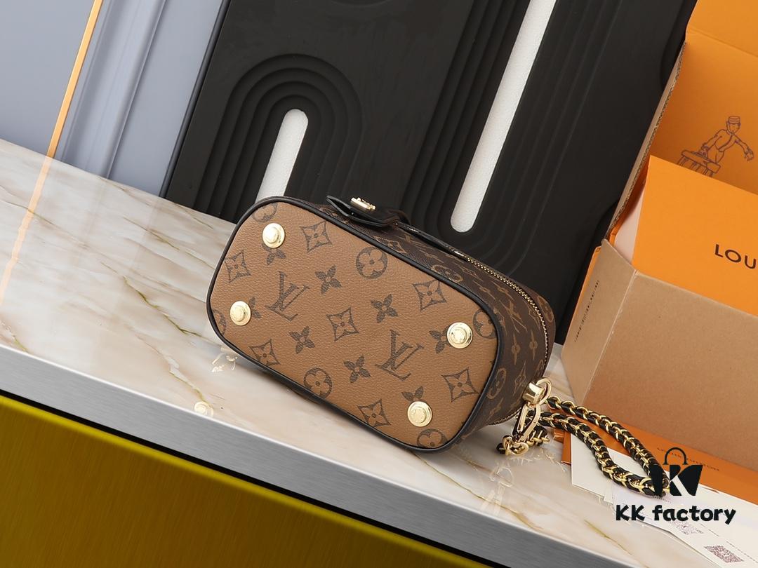 Upgraded Original M47128 M45165 Nicolas Ghesquière Reinterprets the Nice Makeup Pouch for Louis Vuitton's Travel Heritage in Monogram and Monogram Reverse Canvas