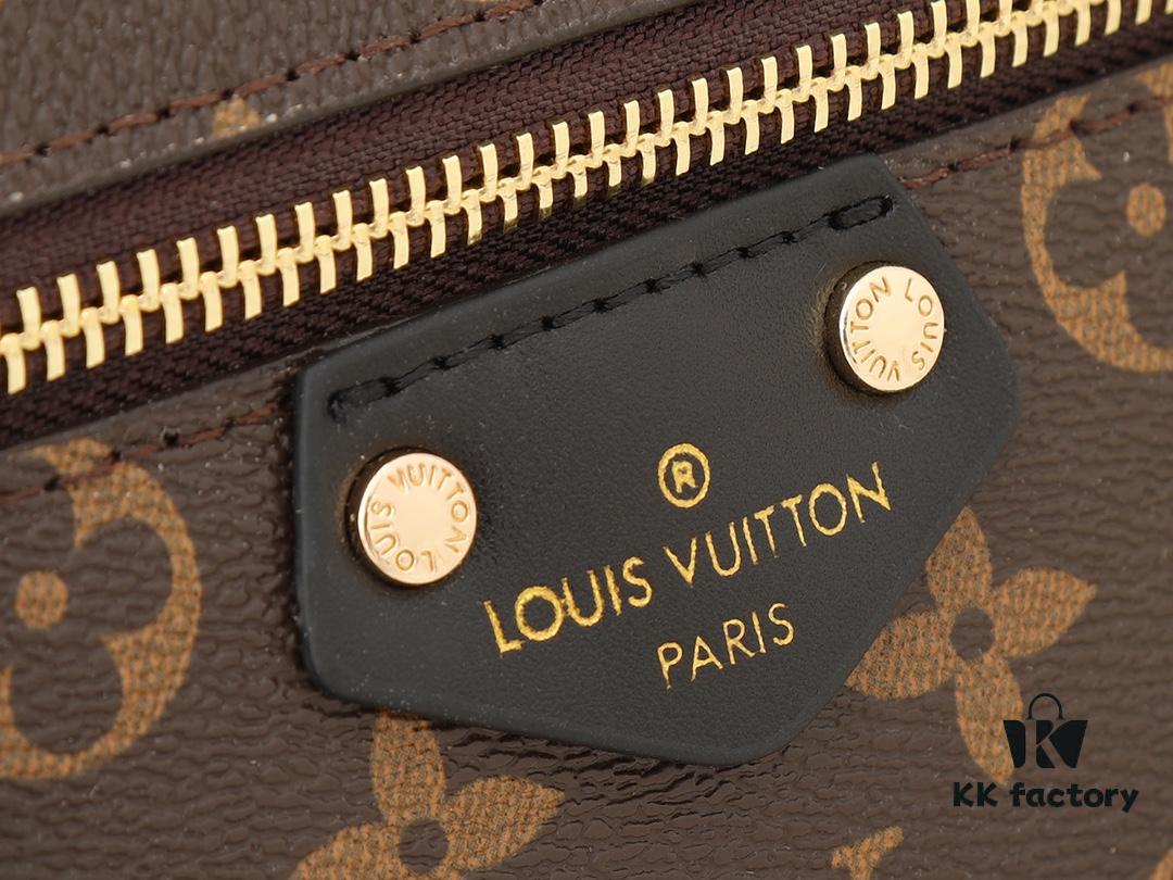 Upgraded Original M47128 M45165 Nicolas Ghesquière Reinterprets the Nice Makeup Pouch for Louis Vuitton's Travel Heritage in Monogram and Monogram Reverse Canvas