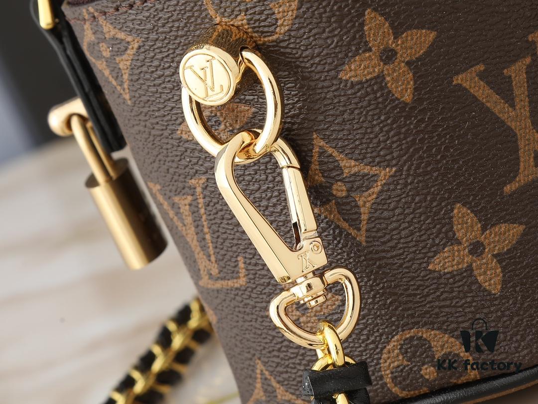 Upgraded Original M47128 M45165 Nicolas Ghesquière Reinterprets the Nice Makeup Pouch for Louis Vuitton's Travel Heritage in Monogram and Monogram Reverse Canvas