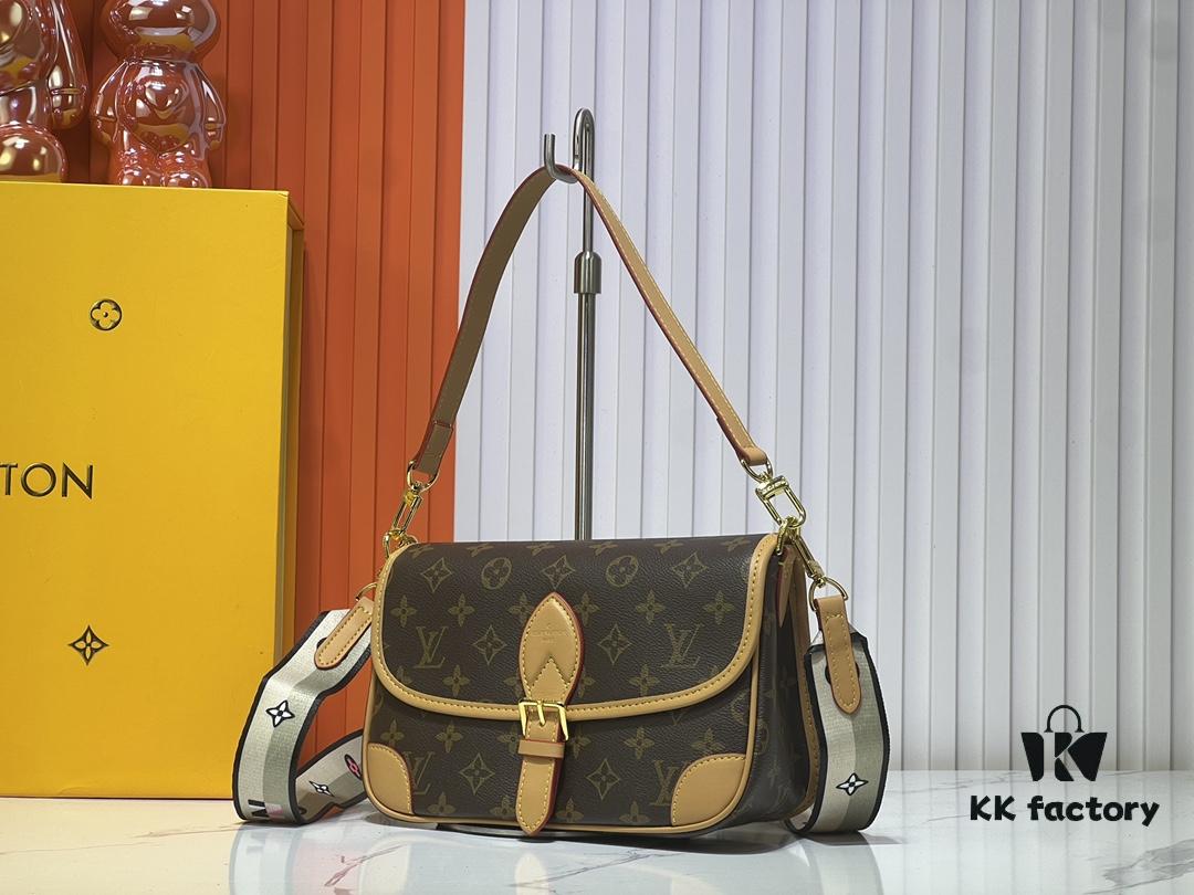 M45985 Webbing Diane Bag