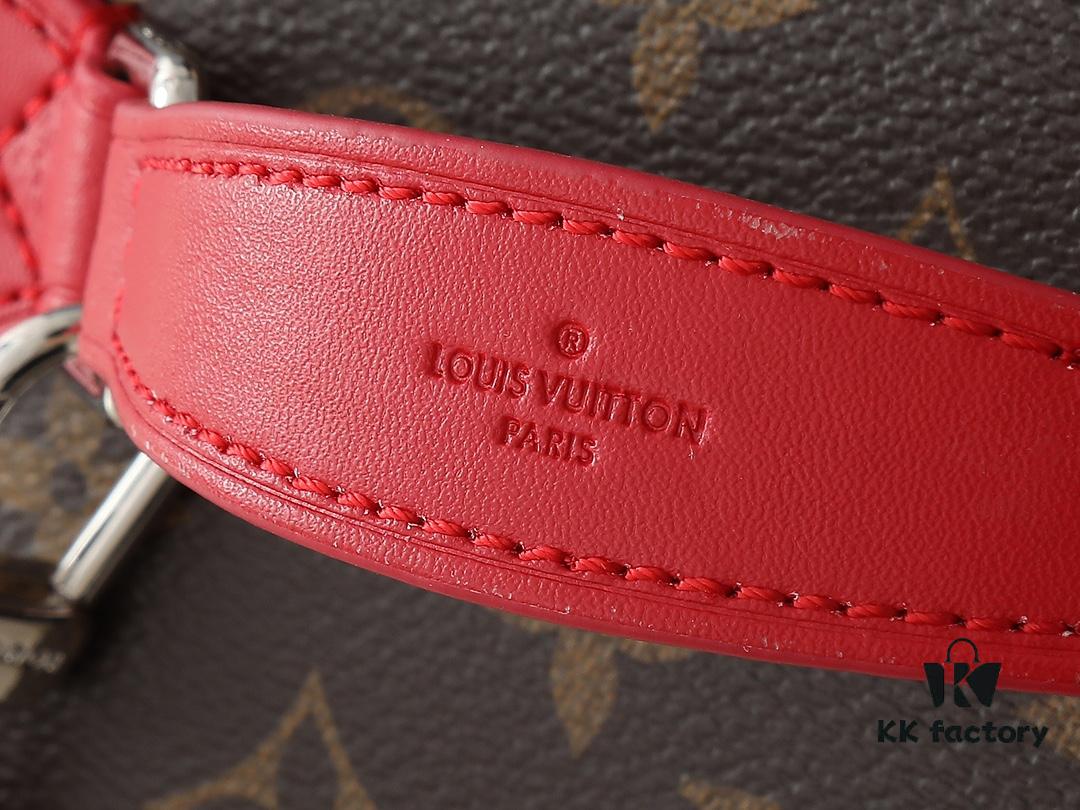 Upgraded Original ✨M42265 Inspired by the iconic Nice cosmetic pouch, this elegant toiletry bag is a personalized choice for carrying essential beauty items. The hidden zip pocket inside the flap keeps particularly valuable personal belongings secure.