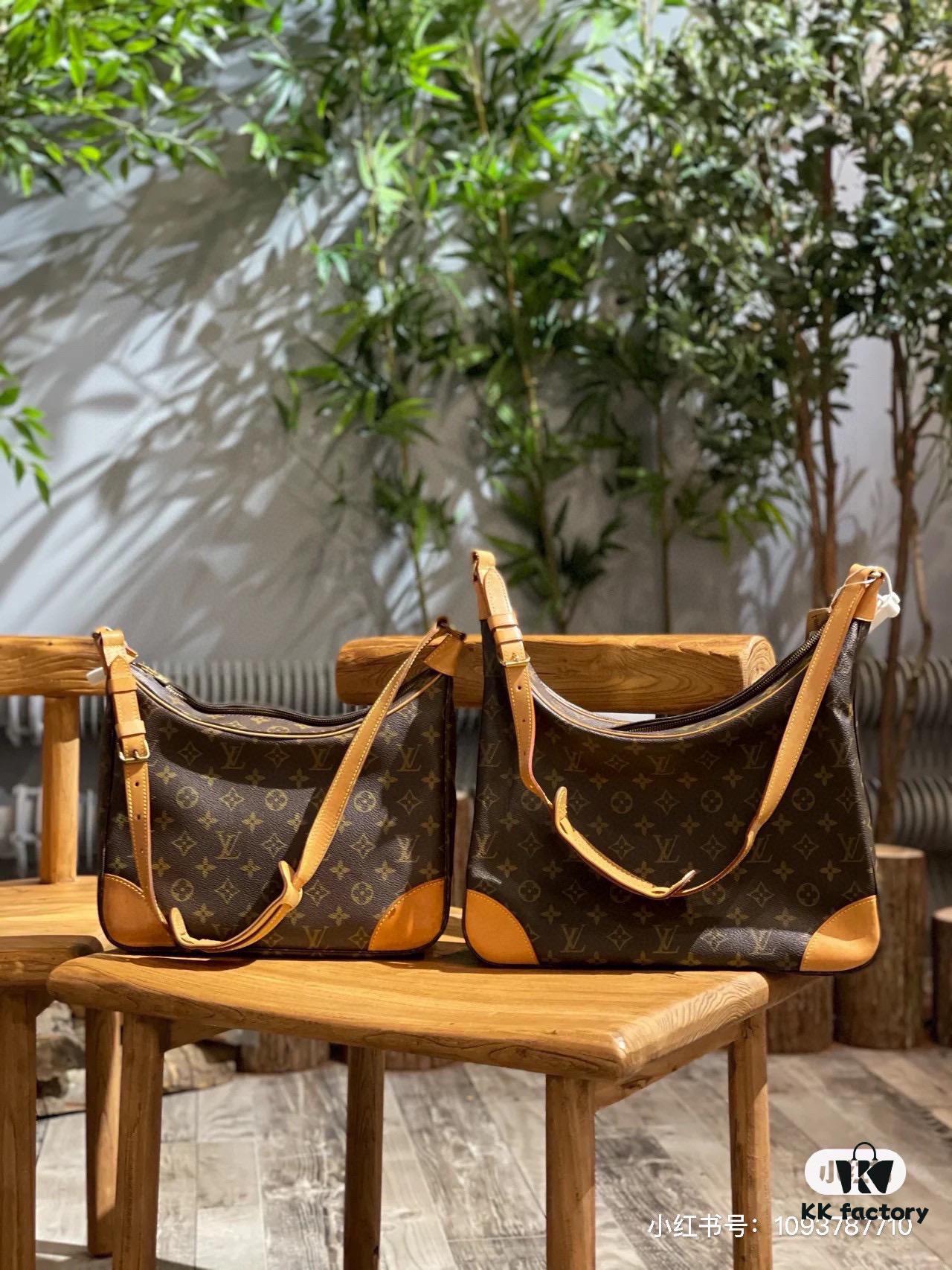 Authentic Upgraded Quality M90918 Large Vintage LV Louis Vuitton Rare Horn Bag