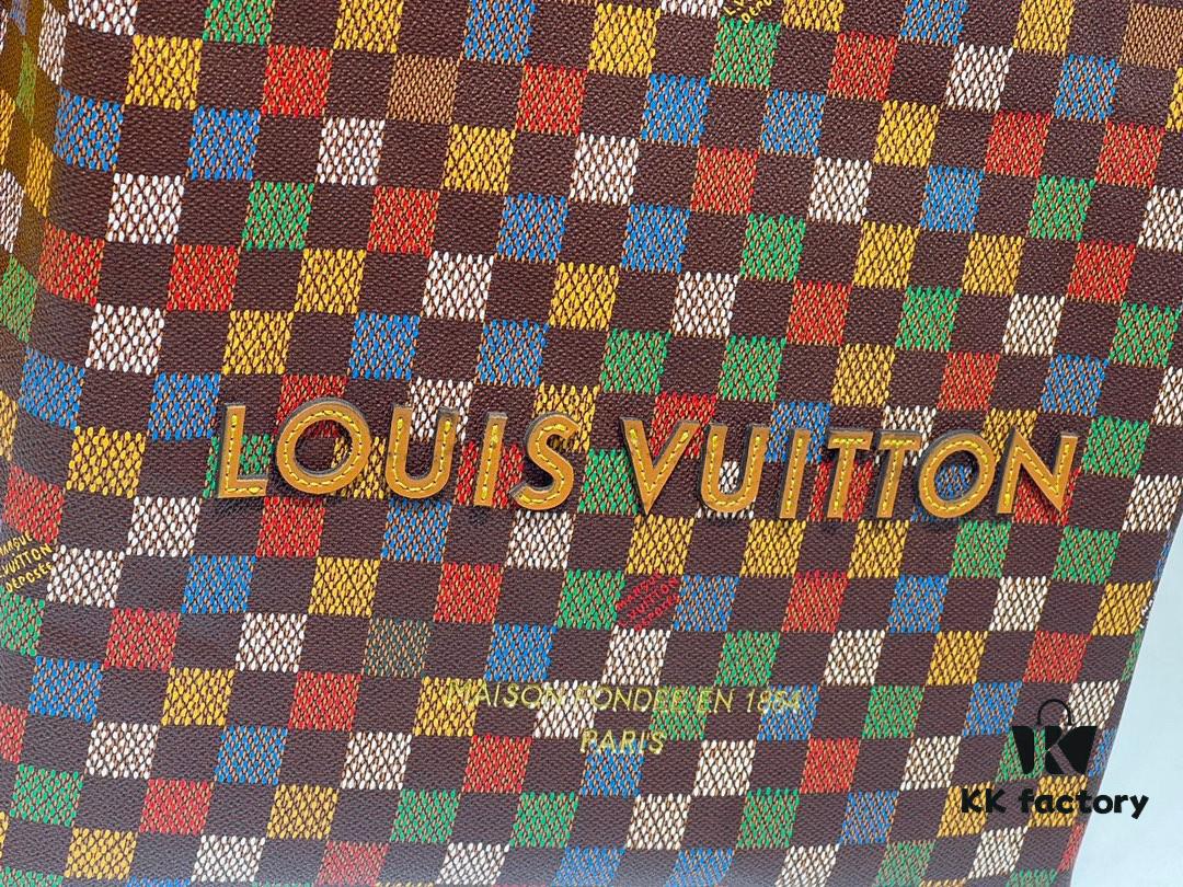 Medium Shopper Bag M24457