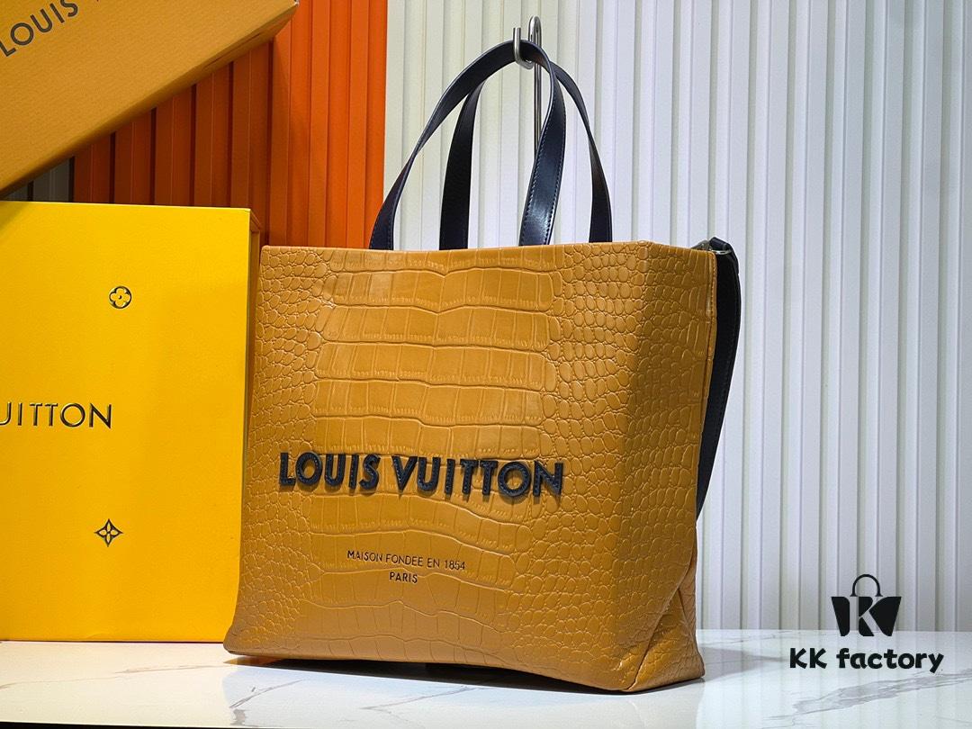 Medium Shopper Bag M24457